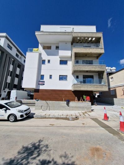 Image No.18-3 Bed Apartment for sale