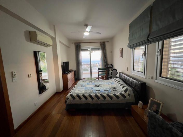 Image No.16-7 Bed Villa for sale