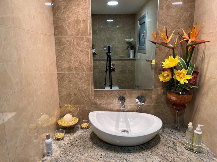 Image No.17-7 Bed Villa for sale