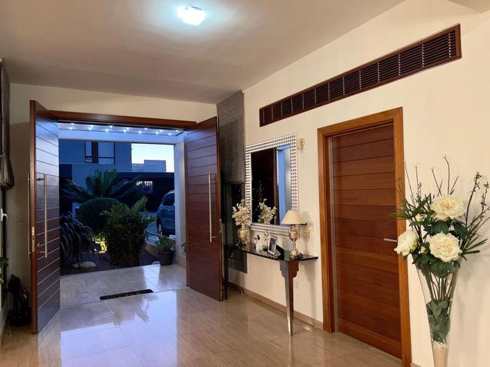 Image No.5-7 Bed Villa for sale