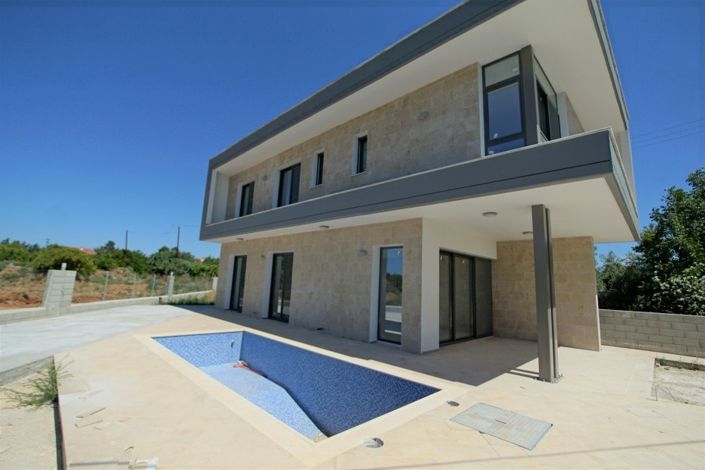 Image No.4-3 Bed Villa for sale