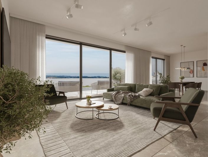 Image No.3-3 Bed Property for sale