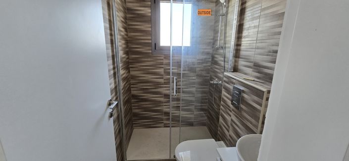 Image No.15-Propriété de 4 chambres à vendre à Limassol