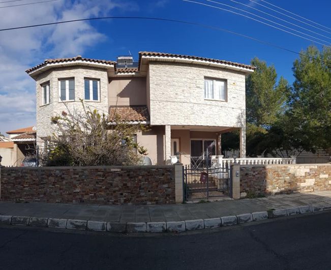 Image No.1-4 Bed Villa for sale