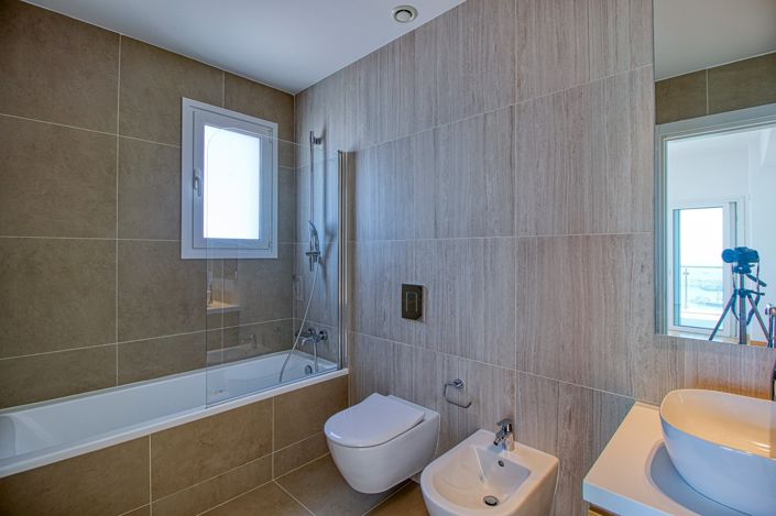 Image No.15-3 Bed Apartment for sale