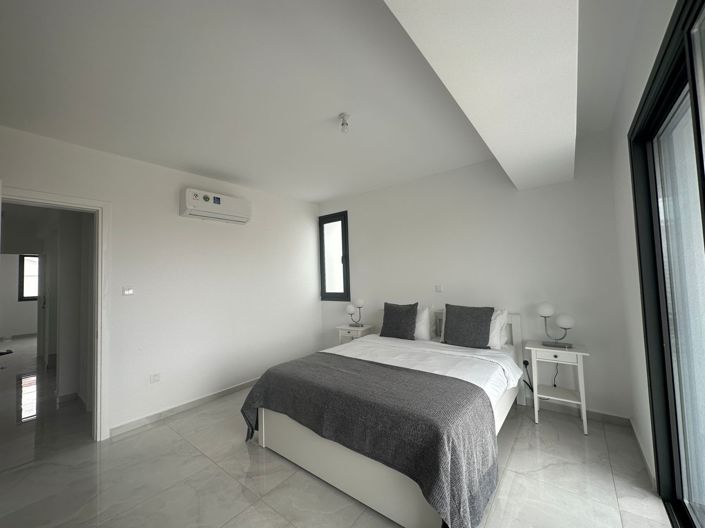 Image No.11-4 Bed Villa for sale