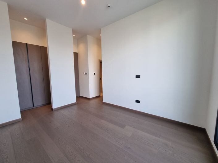 Image No.12-3 Bed Apartment for sale