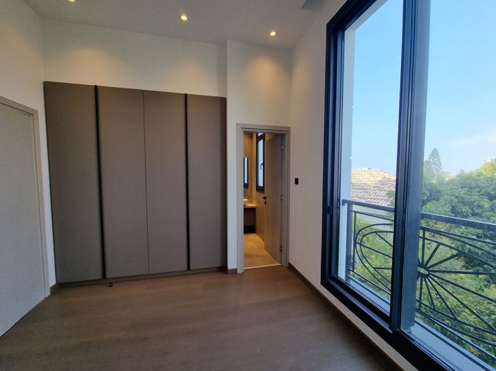 Image No.8-3 Bed Apartment for sale