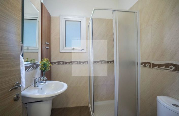 Image No.8-4 Bed Villa for sale