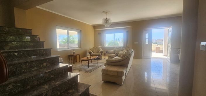 Image No.10-4 Bed Villa for sale