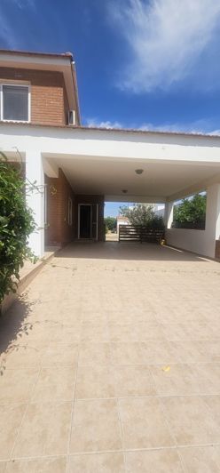 Image No.3-4 Bed Villa for sale