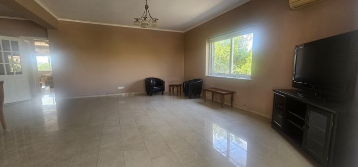 Image No.4-4 Bed Villa for sale