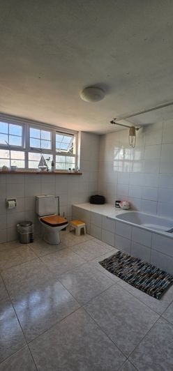 Image No.11-3 Bed Villa for sale