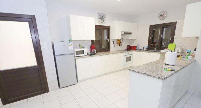 Image No.12-3 Bed Villa for sale