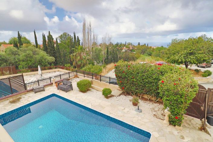 Image No.2-3 Bed Villa for sale