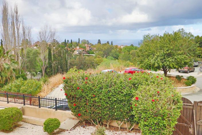 Image No.3-3 Bed Villa for sale