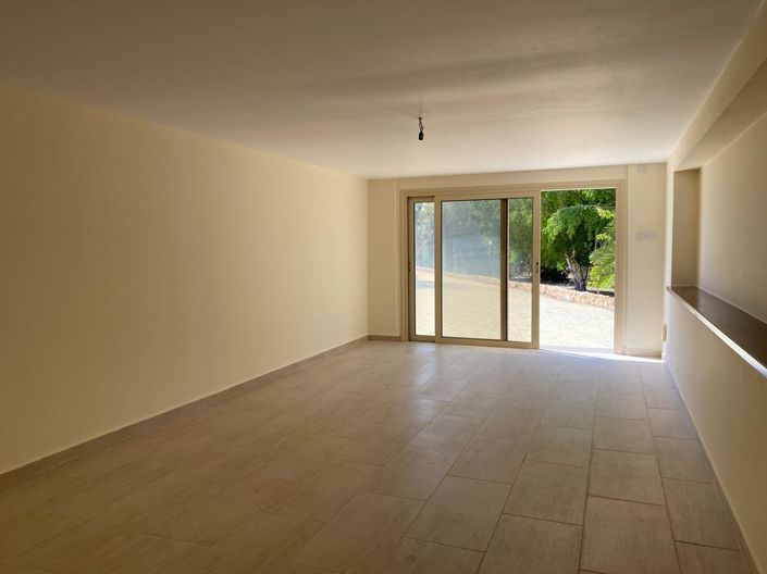 Image No.7-3 Bed Villa for sale