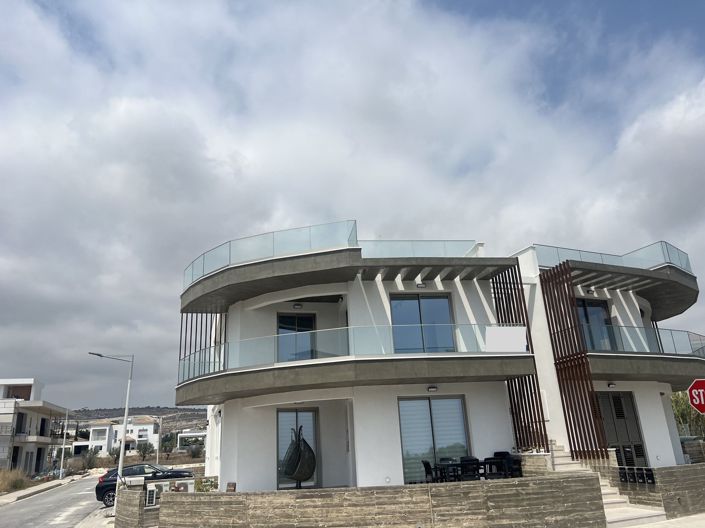 Image No.26-3 Bed Apartment for sale