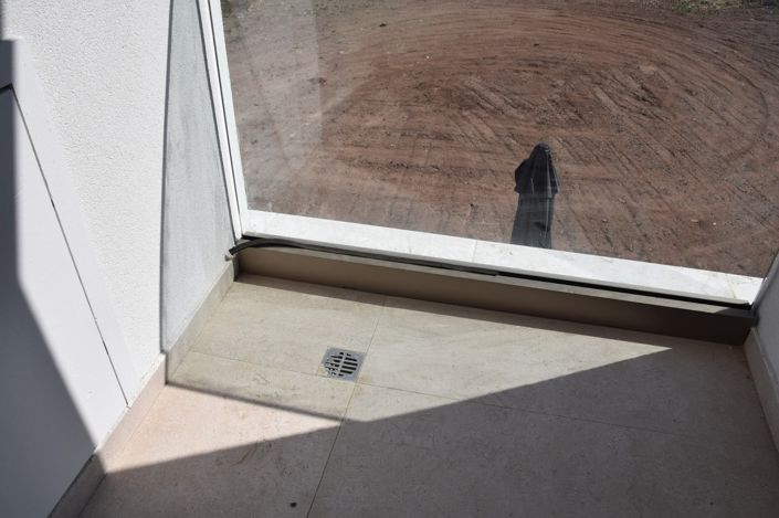 Image No.8-3 Bed Apartment for sale