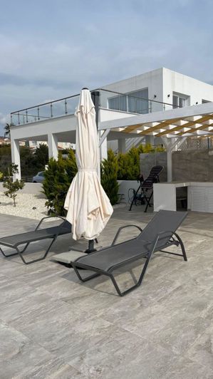 Image No.27-3 Bed Villa for sale