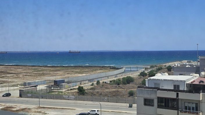 Image No.13-3 Bed Property for sale