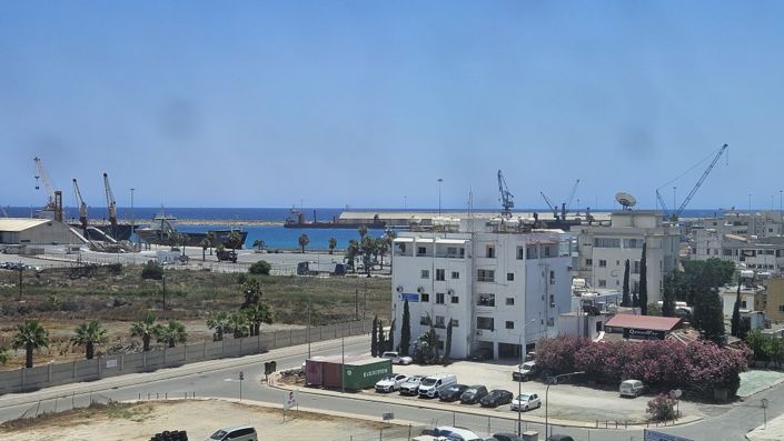 Image No.15-3 Bed Property for sale