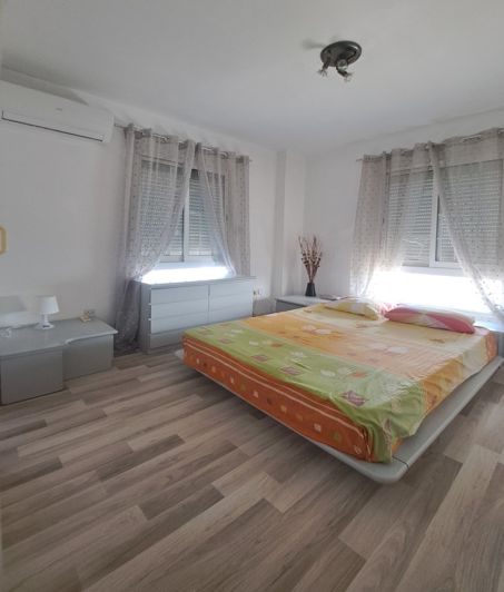 Image No.2-3 Bed Property for sale