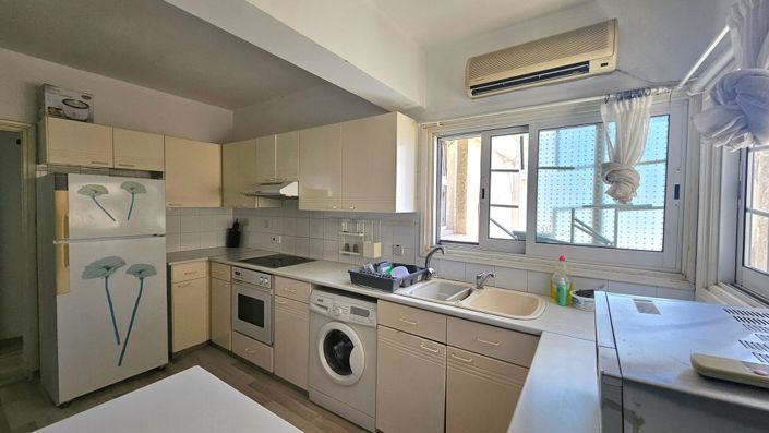 Image No.4-3 Bed Property for sale