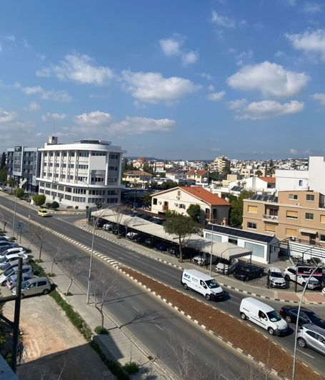 Image No.13-2 Bed Property for sale