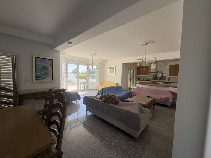 Image No.31-6 Bed Villa for sale