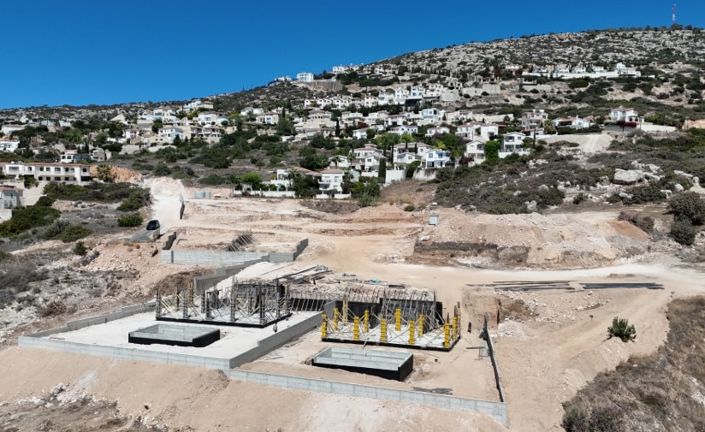 Image No.10-3 Bed Villa for sale