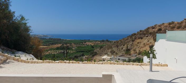 Image No.2-3 Bed Villa for sale