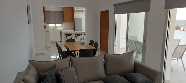 Image No.8-3 Bed Villa for sale