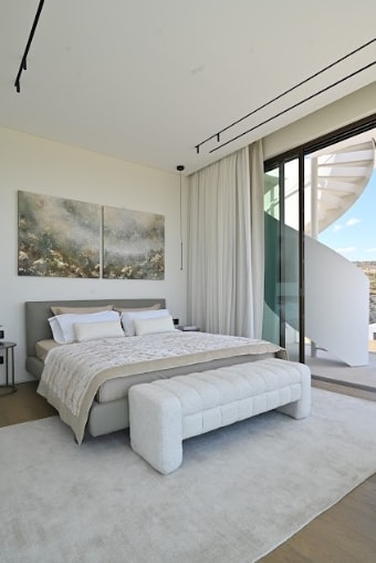 Image No.10-5 Bed Villa for sale