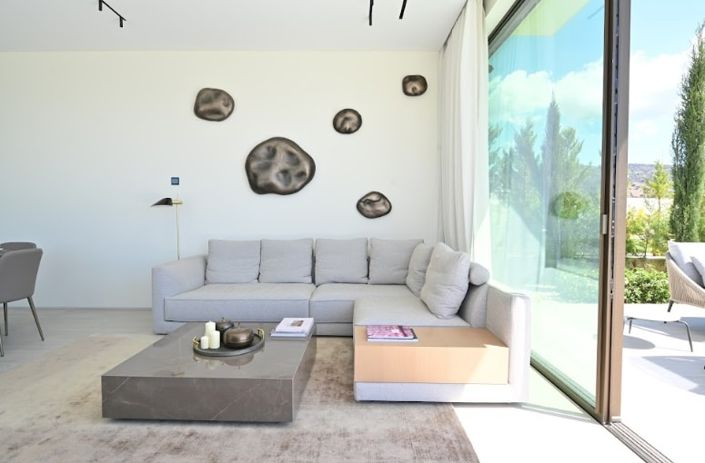 Image No.5-5 Bed Villa for sale