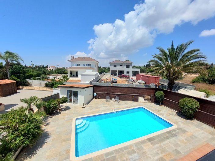 Image No.17-3 Bed Villa for sale