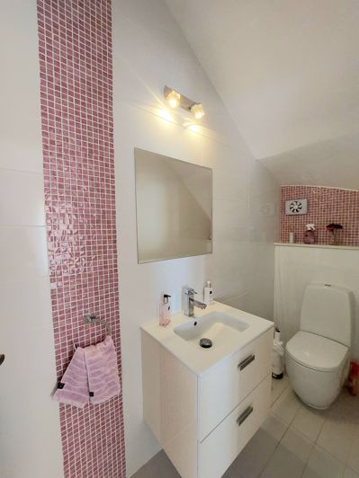 Image No.28-3 Bed Villa for sale