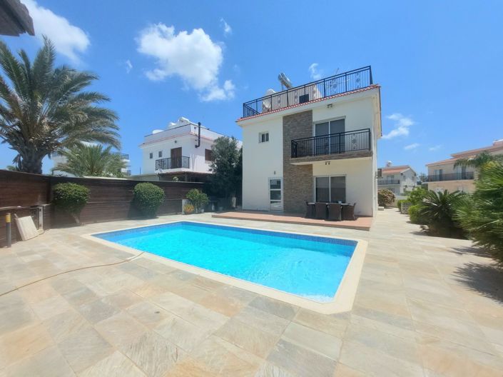 Image No.41-3 Bed Villa for sale