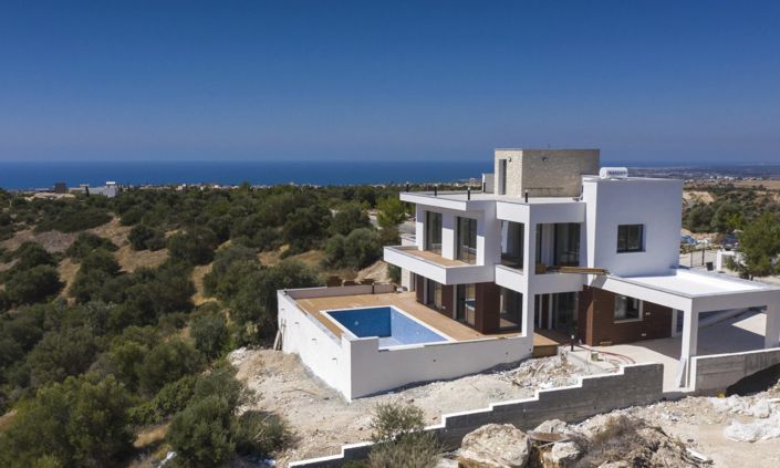 Image No.1-4 Bed Villa for sale