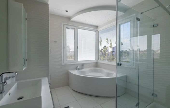 Image No.11-5 Bed Villa for sale