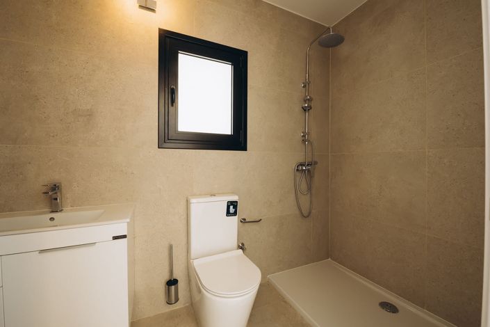 Image No.16-5 Bed Villa for sale