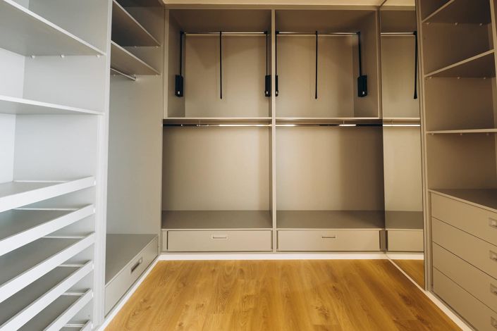 Image No.8-5 Bed Villa for sale