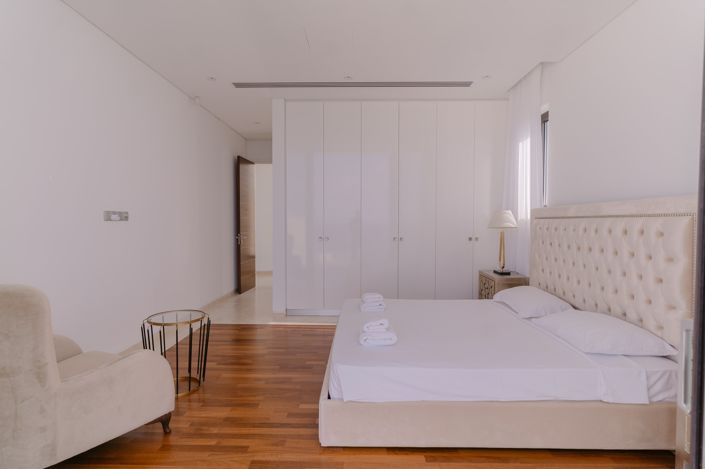 Image No.14-4 Bed Villa for sale