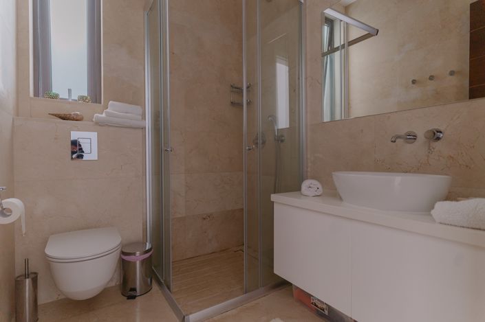 Image No.17-4 Bed Villa for sale