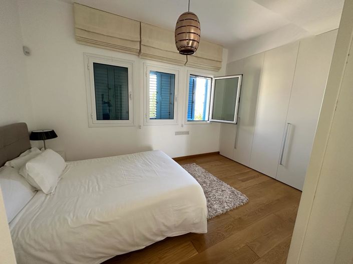 Image No.21-3 Bed Villa for sale