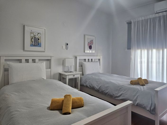 Image No.10-3 Bed Apartment for sale