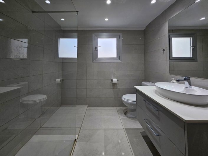 Image No.6-3 Bed Apartment for sale