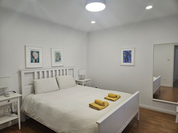 Image No.8-3 Bed Apartment for sale