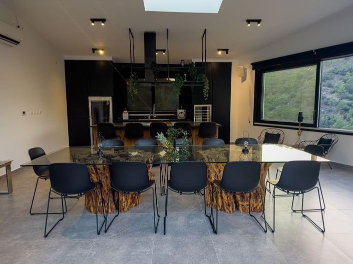 Image No.11-6 Bed Bungalow for sale