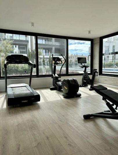 Image No.3-3 Bed Property for sale